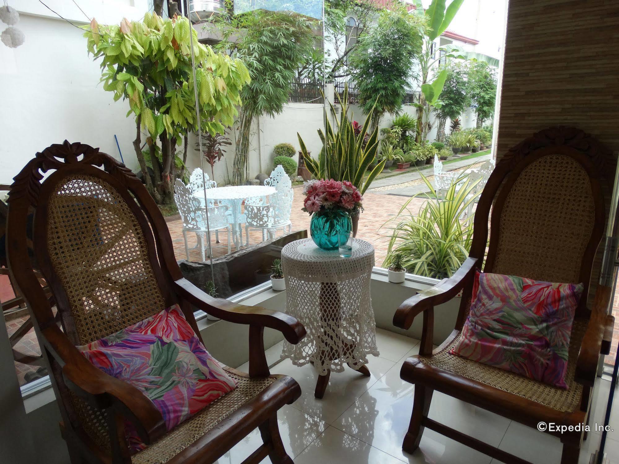 Harbour Gardens Tourist Inn Tagbilaran City Exterior photo