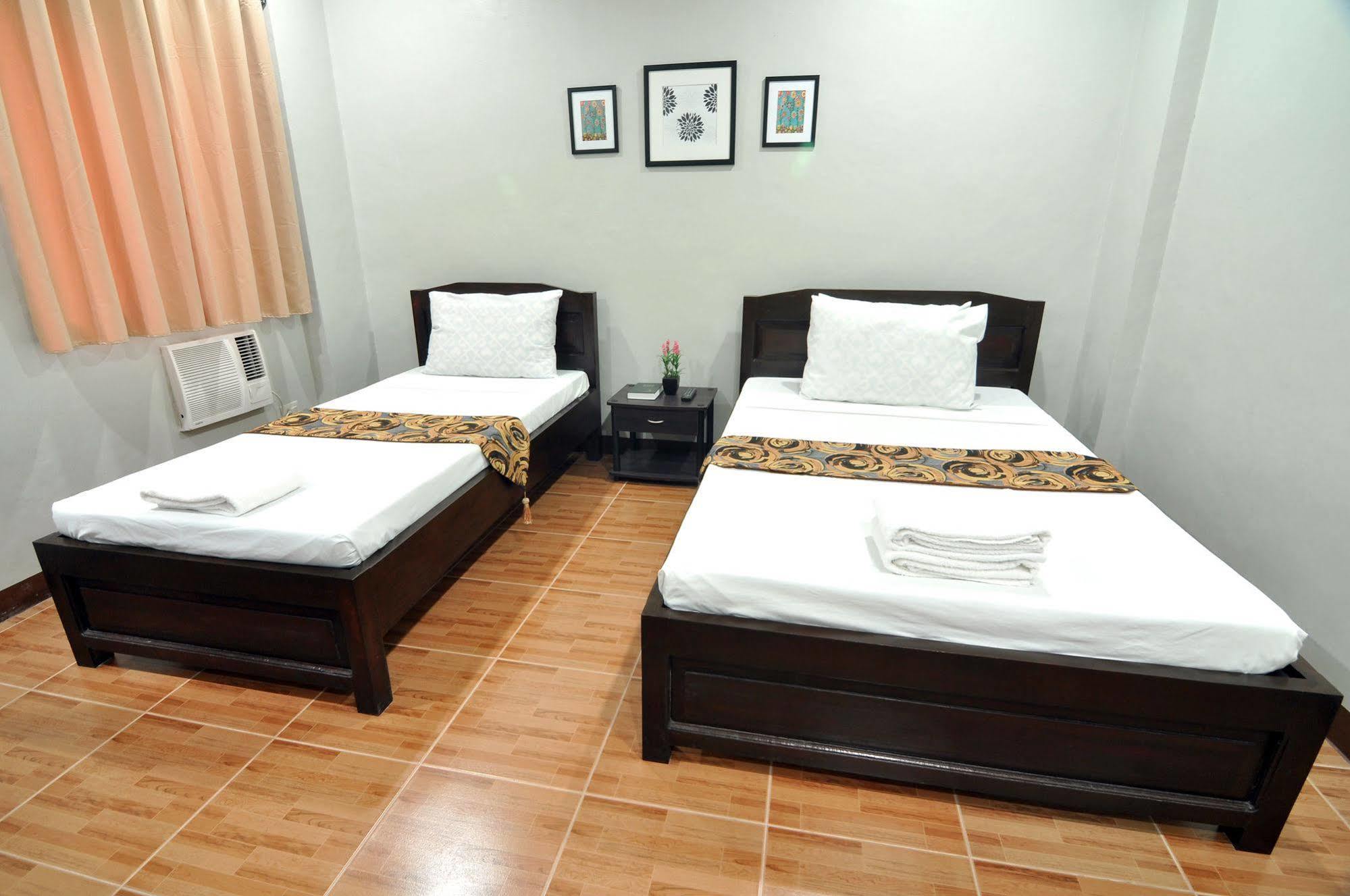 Harbour Gardens Tourist Inn Tagbilaran City Exterior photo