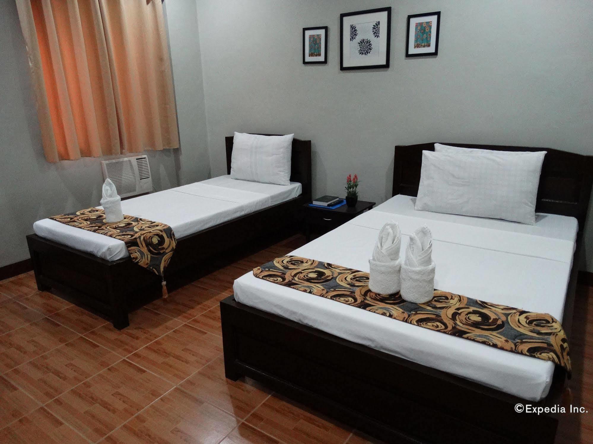 Harbour Gardens Tourist Inn Tagbilaran City Exterior photo